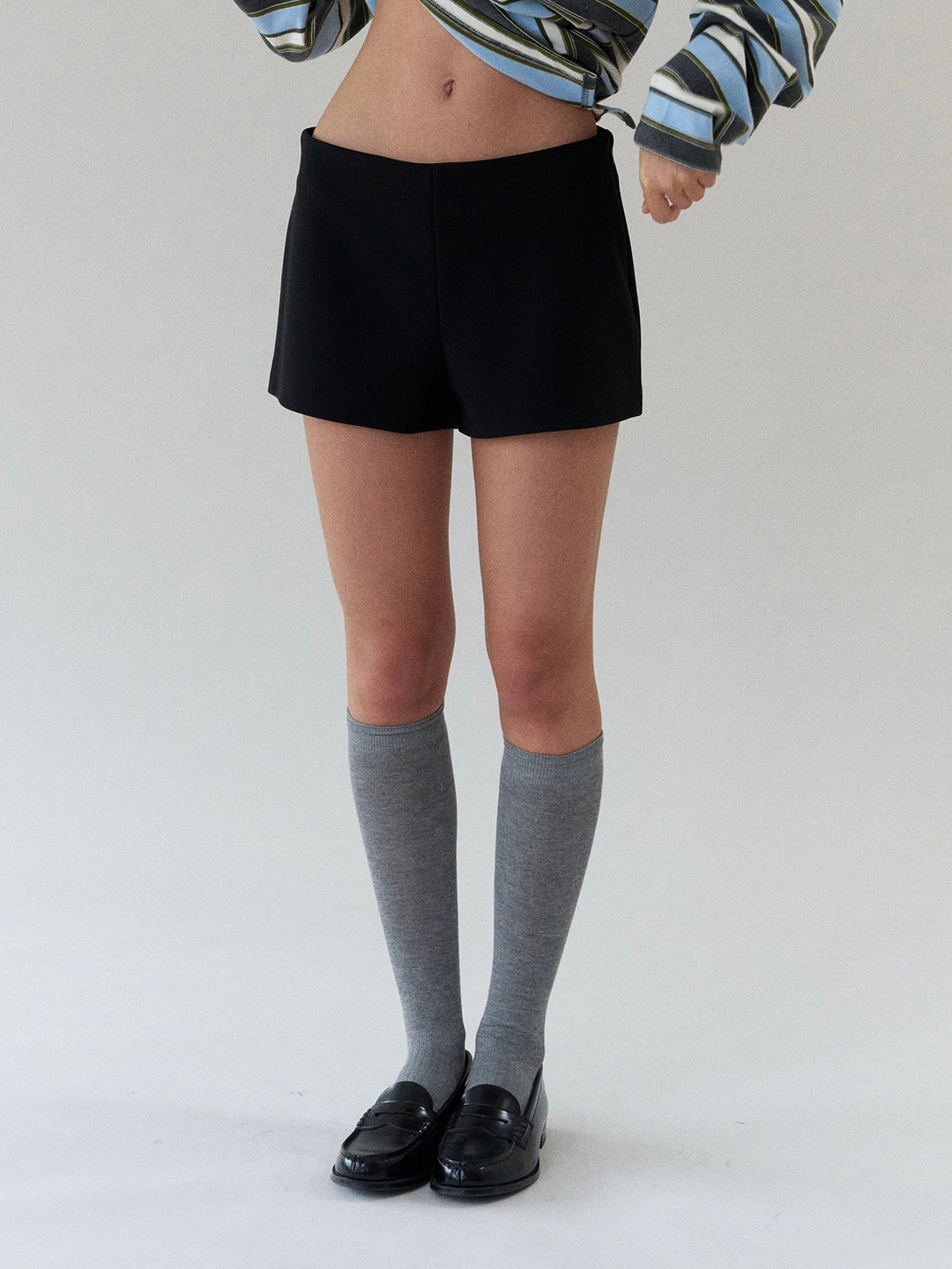 헤더먼트 stretch fit shorts (black) 상품 이미지 1