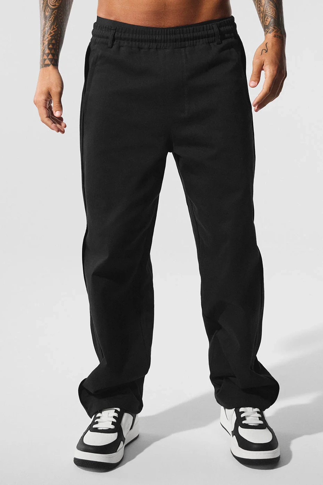 알로요가 Edition Sueded Straight Leg Pant - Black 상품 이미지 1