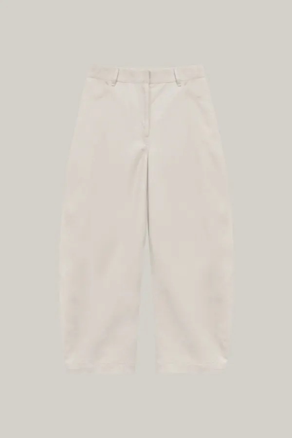 Tuck Detailed Curved Trousers (cream)