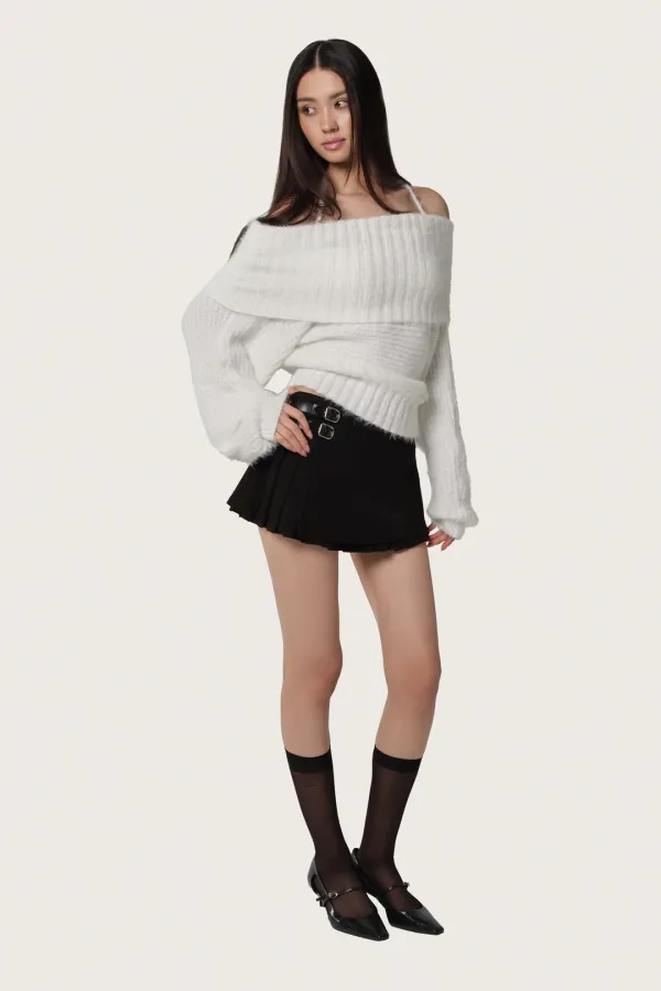 Sofie buckle pleats skirt, Black