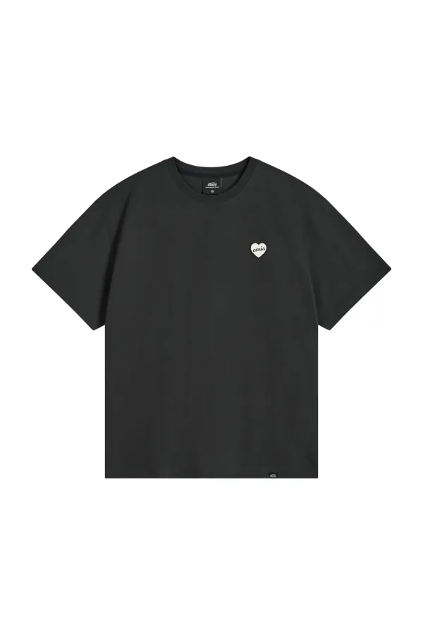 HEART RUBBER PATCH T-SHIRT-BLACK