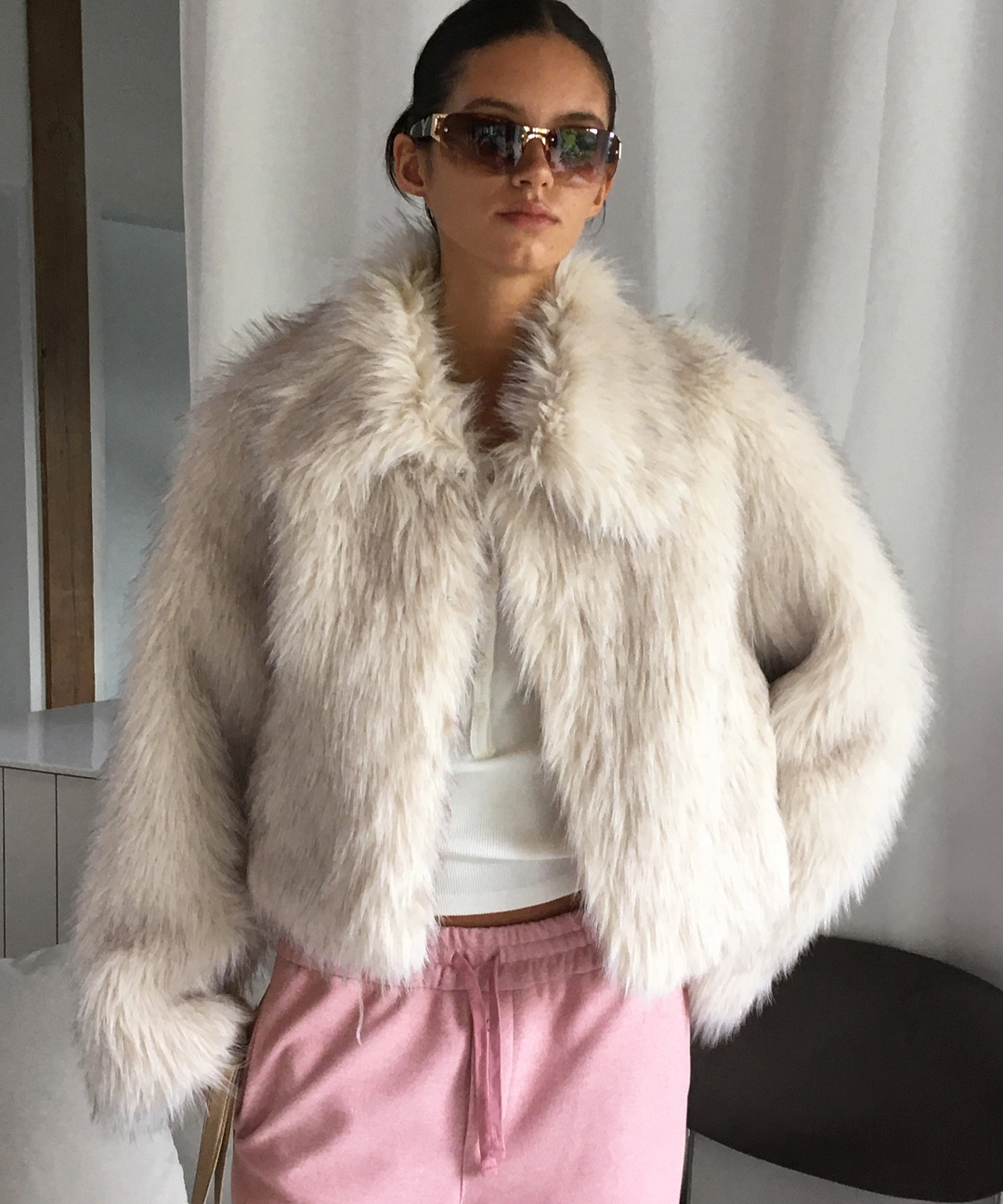 비터셀즈 Mingle Faux Fur Jacket-Ivory 상품 이미지 2