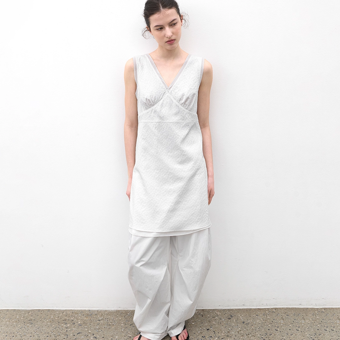 아뜰리에 나인 (OP-6332)V-NECK PALE PETAL DRESS 상품 이미지 2
