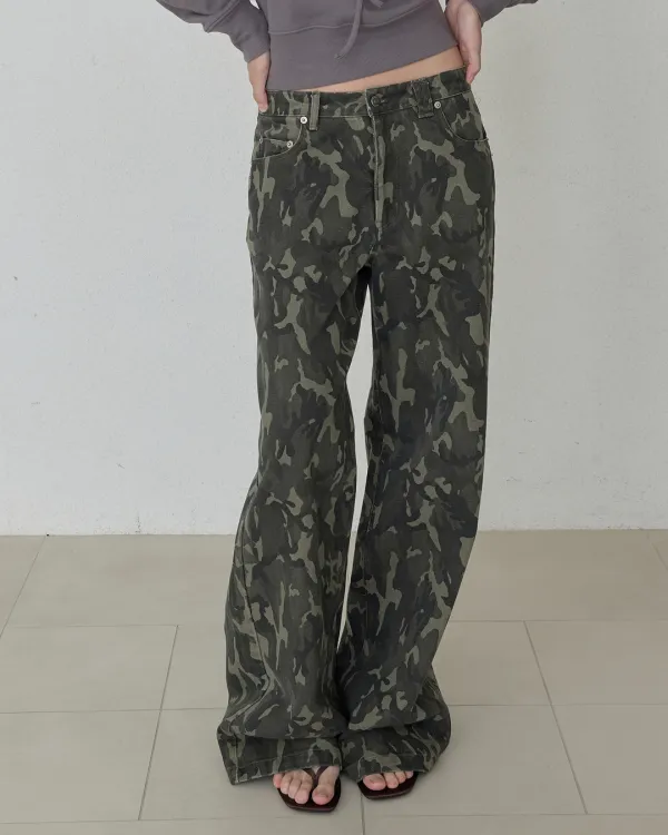 WASHED CAMO PANTS