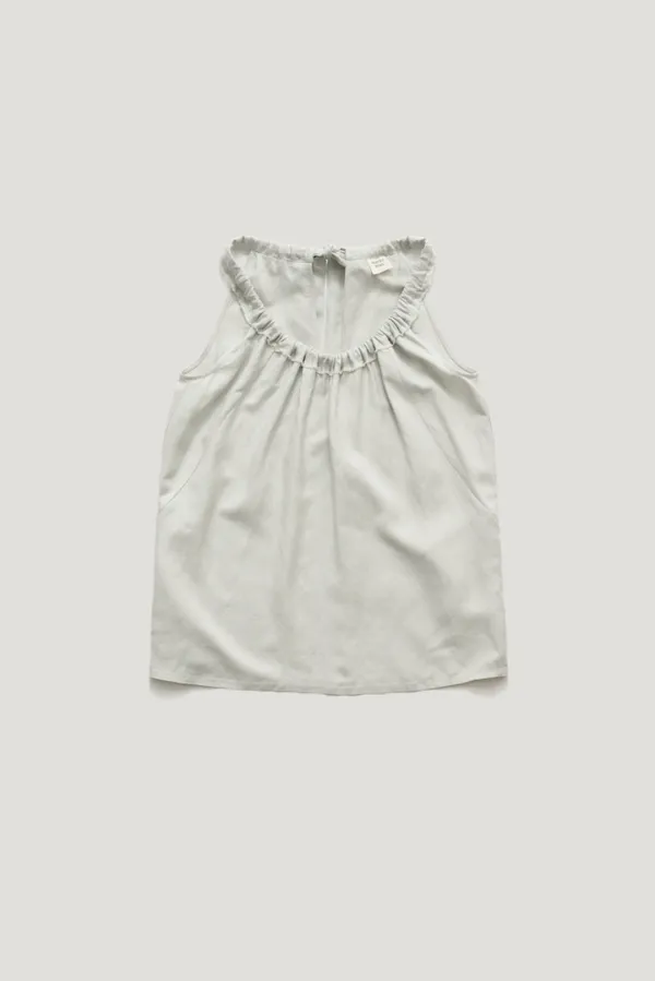 ARI LINEN SHIRRING BACK-TIE BLOUSE_MIST GREY / ₩139,000  ->  ₩125,100 (10%)