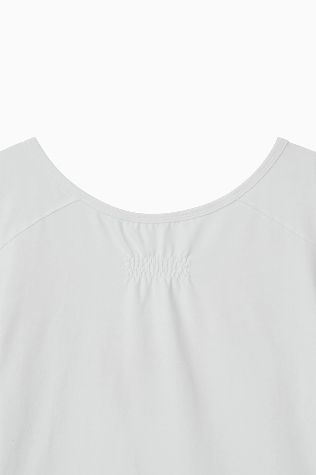 오헤시오 SMOCKED PUFF T-SHIRT, IVORY 상품 이미지 2