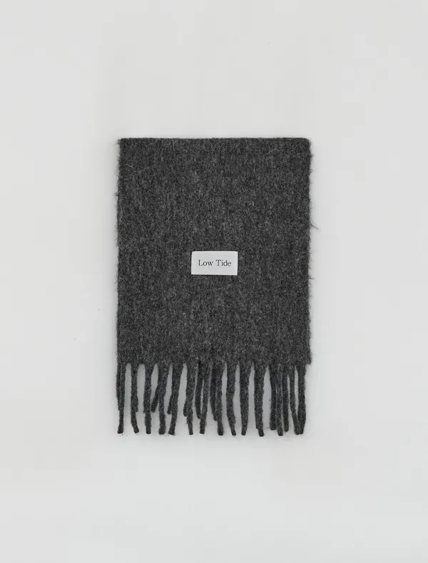 LOWTIDE BIG LABEL MUFFLER [CHARCOAL]