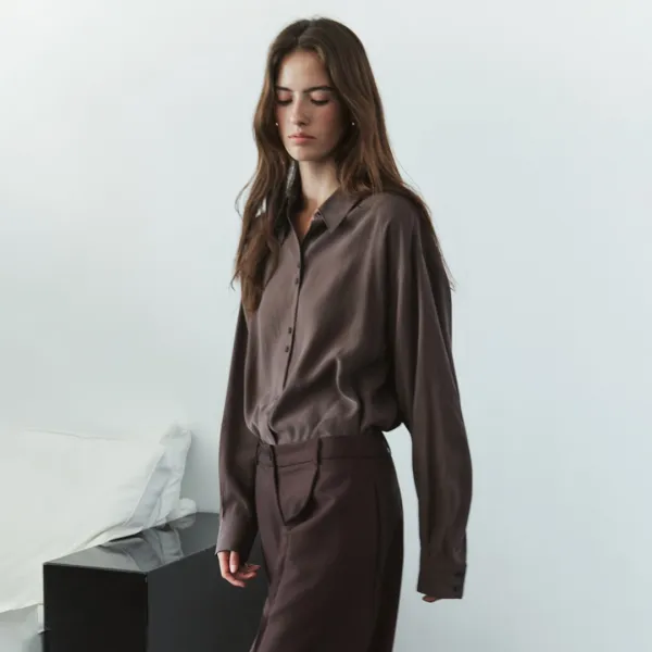 SITP5304 하이넥 실키 셔츠_Brown