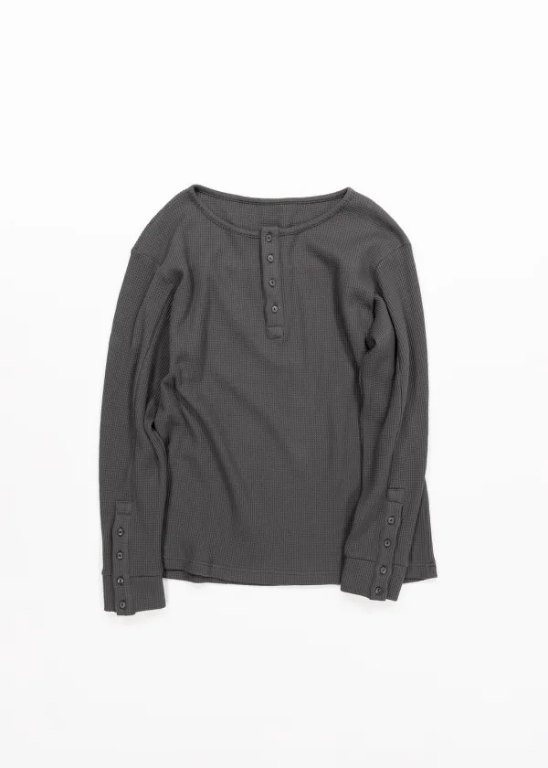 WAFFLE BUTTON-CUFF LONGSLEEVE - CHARCOAL