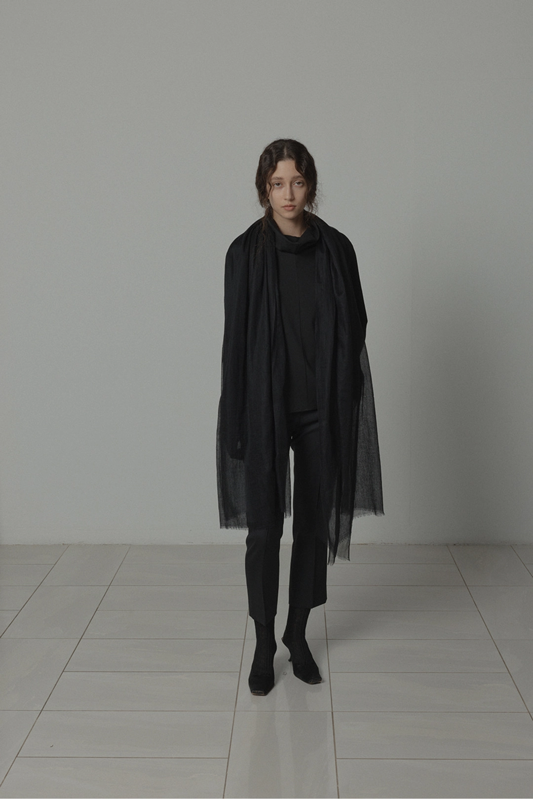 르917 PURE CASHMERE MUFFLER [BLACK] 상품 이미지 2