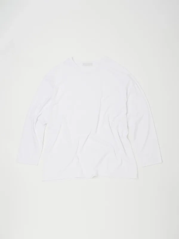 LOGO-EMBROIDERED LONG SLEEVE TEE IN WHITE