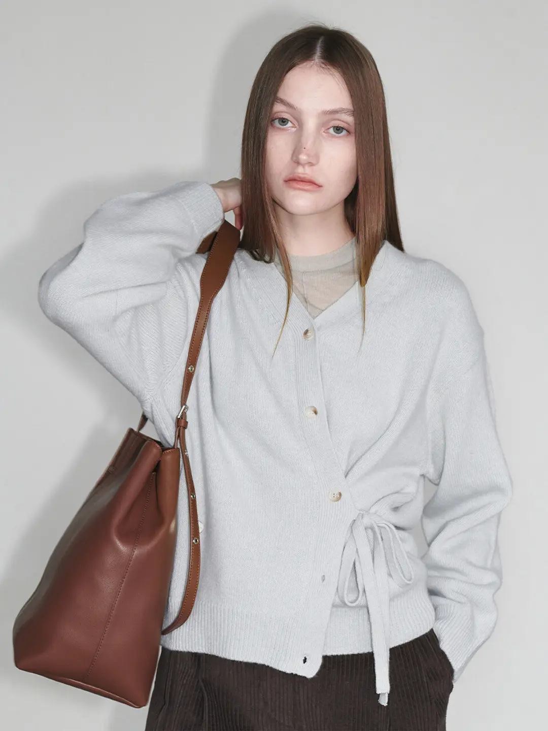 루에브르 Side Strapped V-neck Knit Cardigan SK4WD944_2color 상품 이미지 1