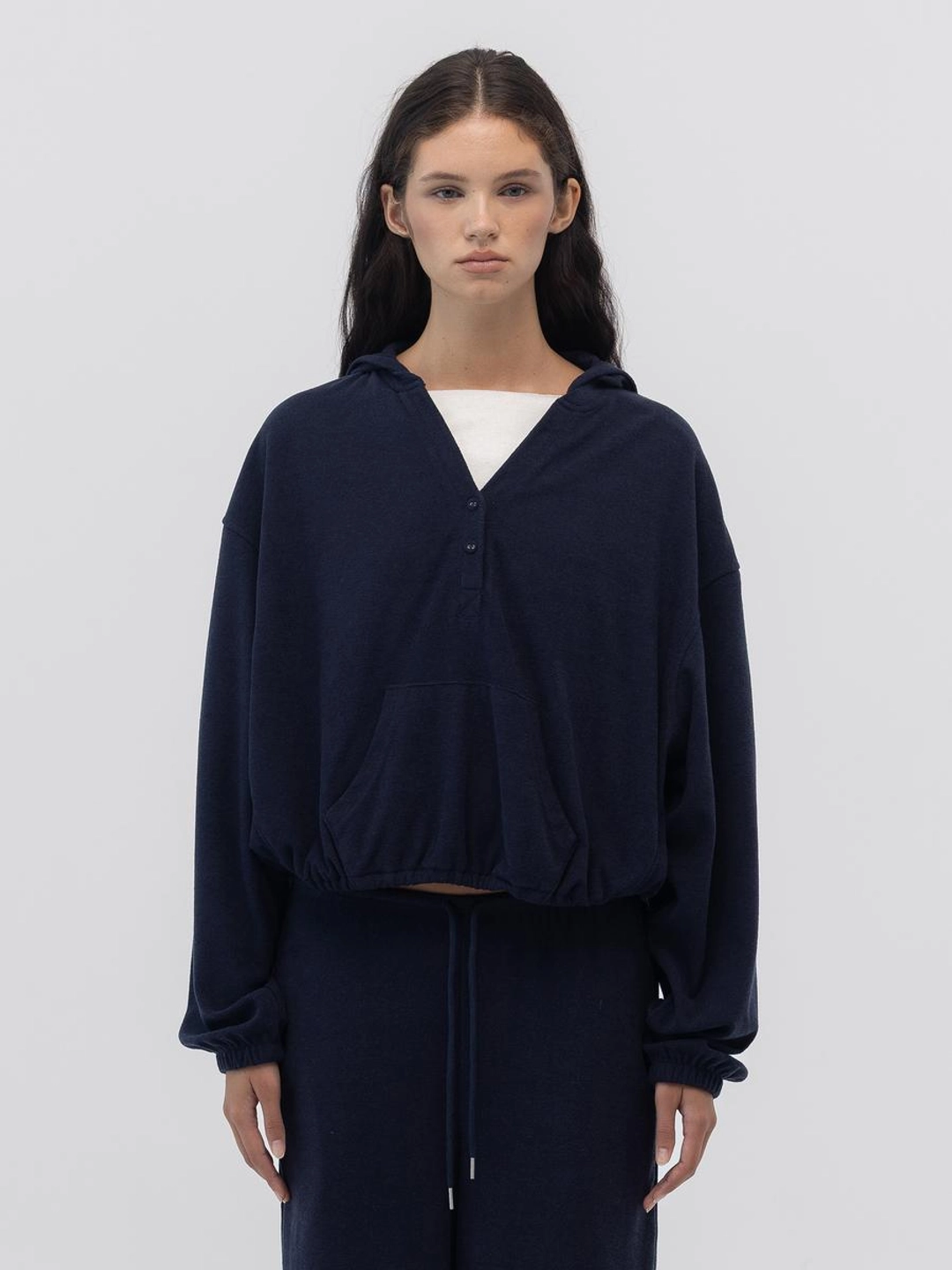 글로니 SNUG TERRY V-CUT HOODIE (NAVY) 상품 이미지 1