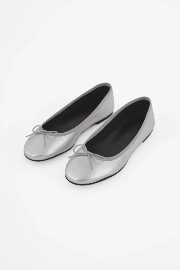 Ribbon Flat 001_Silver