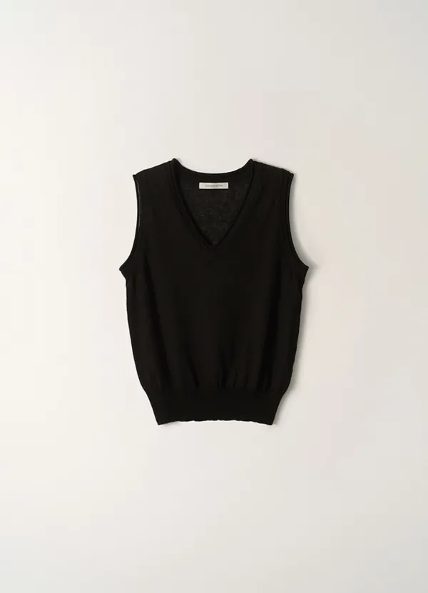 Dore sleeveless knit top (Black)