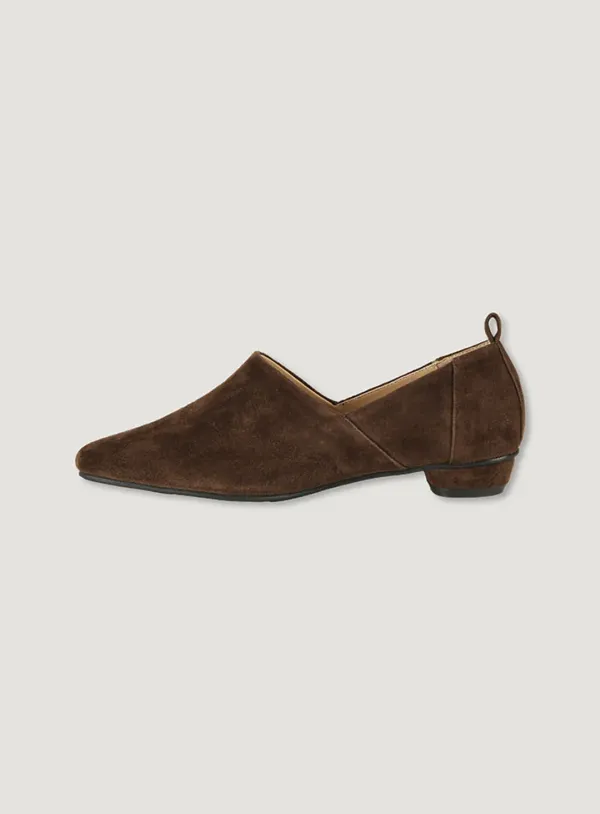 OAK SUEDE LOAFER