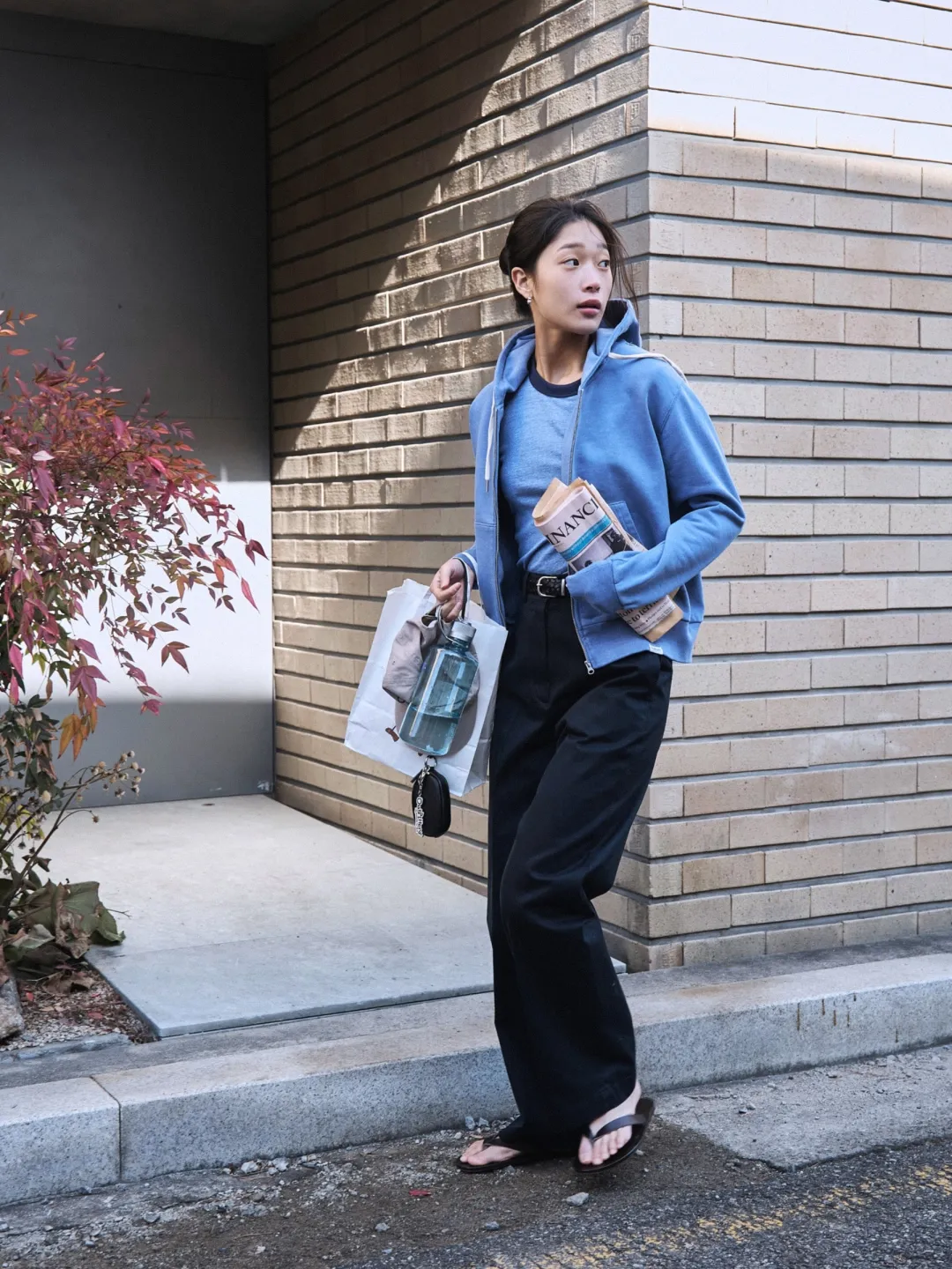 새 옷인데, 오래된 취향이 보인다 : 공홈에 숨어있는 브랜드 1 원본 이미지