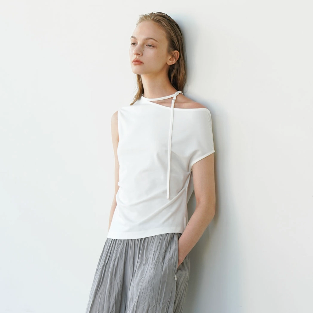 아뜰리에 나인 (T-7037)NECK STRING OFF SHOULDER TOP 상품 이미지 1
