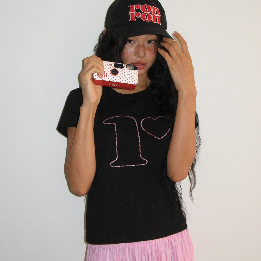 론론 R STITCH SHORT SLEEVE T SHIRT BLACK 상품 이미지 2