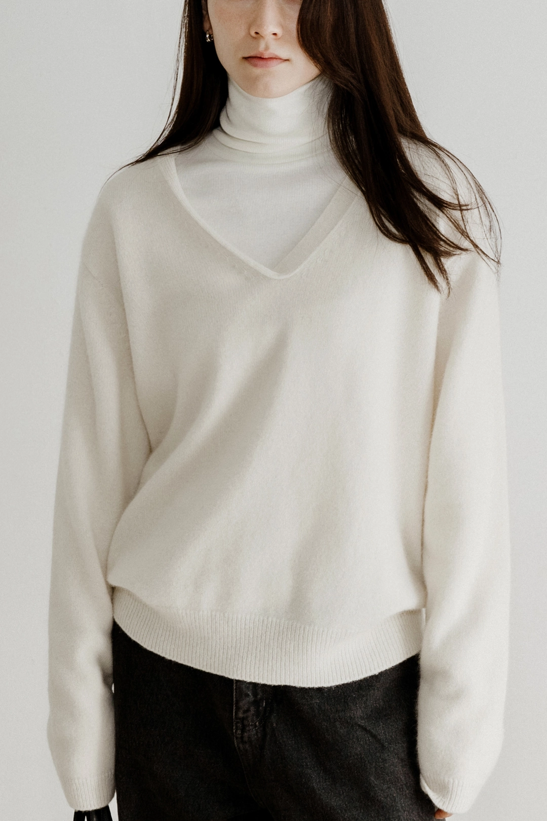 스앨더 41931_Angora blend turtleneck top 상품 이미지 2