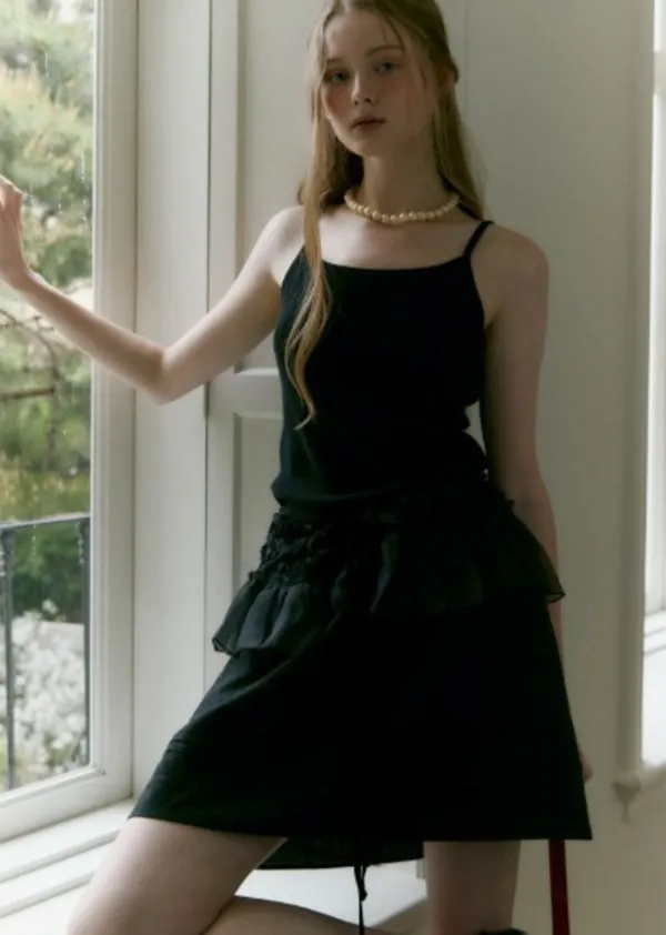 NATURAL SLEEVELESS KNIT (moat black)