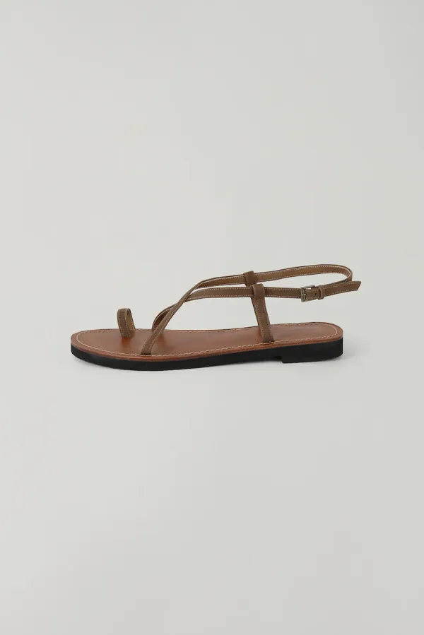 T/T T-shape strap sandal (taupe)
