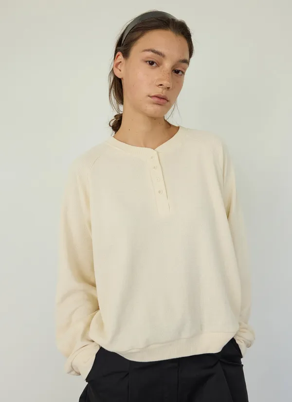 Henley Neck Waffle Sweatshirt (Ivory)