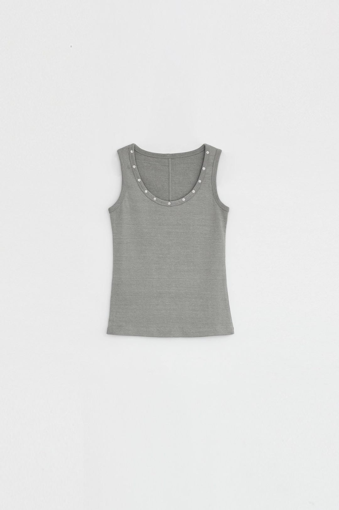 다이애그널 [6/10 순차출고] STUDDED SLEEVELESS TOP 상품 이미지 1