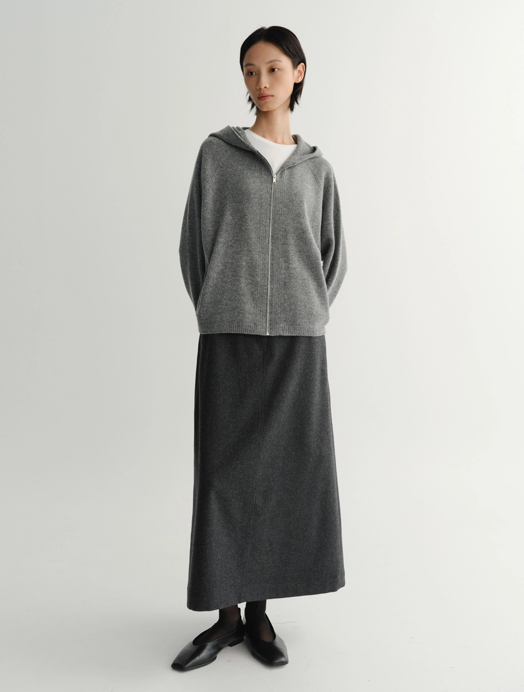 이아 Loe Maxi Skirt (Charcoal) 상품 이미지 3