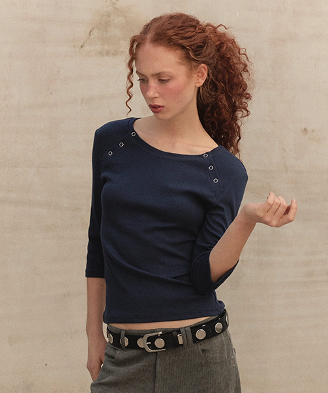 오데스 3/4 BUTTON TEE - NAVY 상품 이미지 2