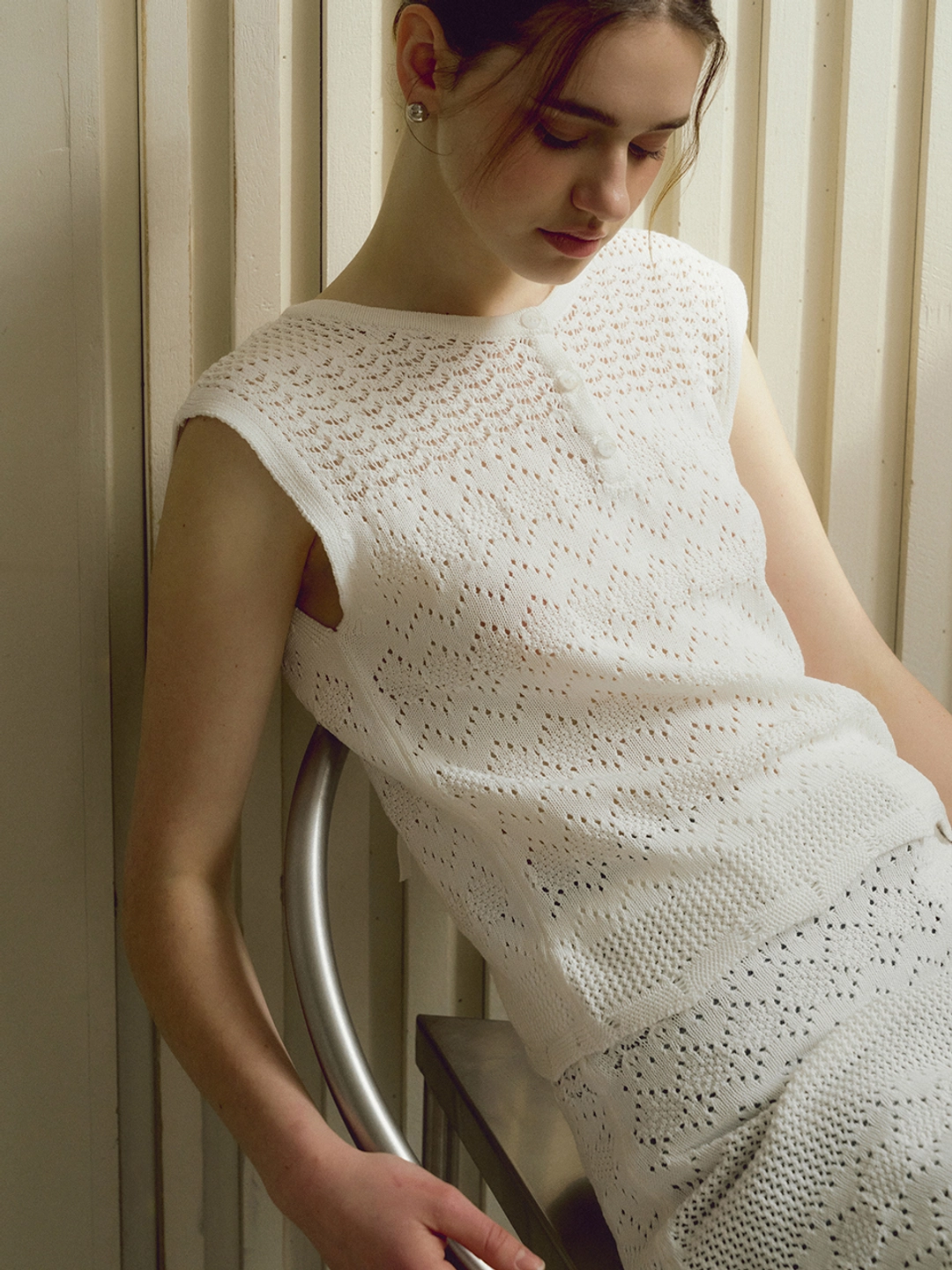 아워코모스 comos 1394 back ribbon punching knit (ivory) 상품 이미지 2