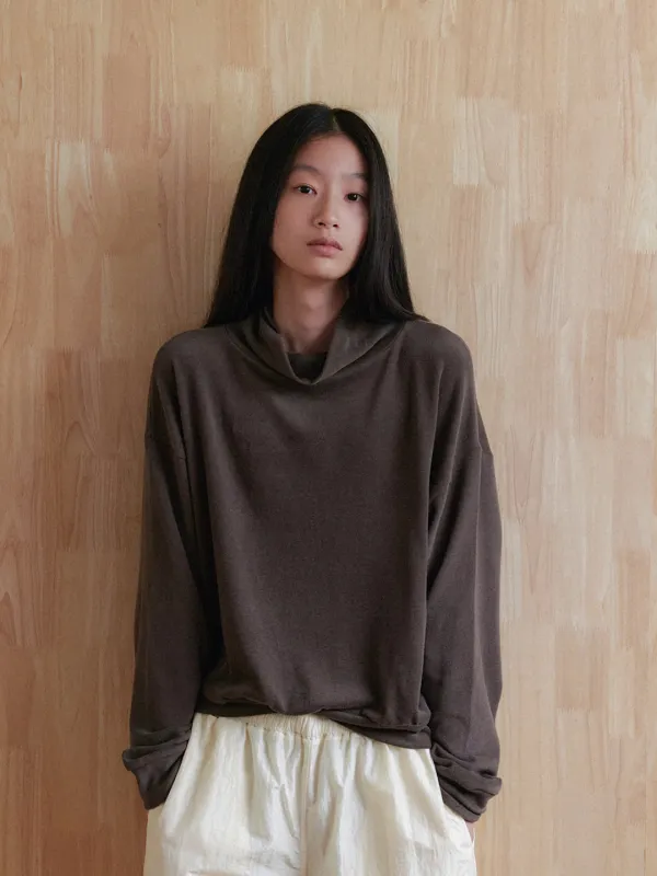 [26FW] Turtle neck logo sweatshirt - Brown