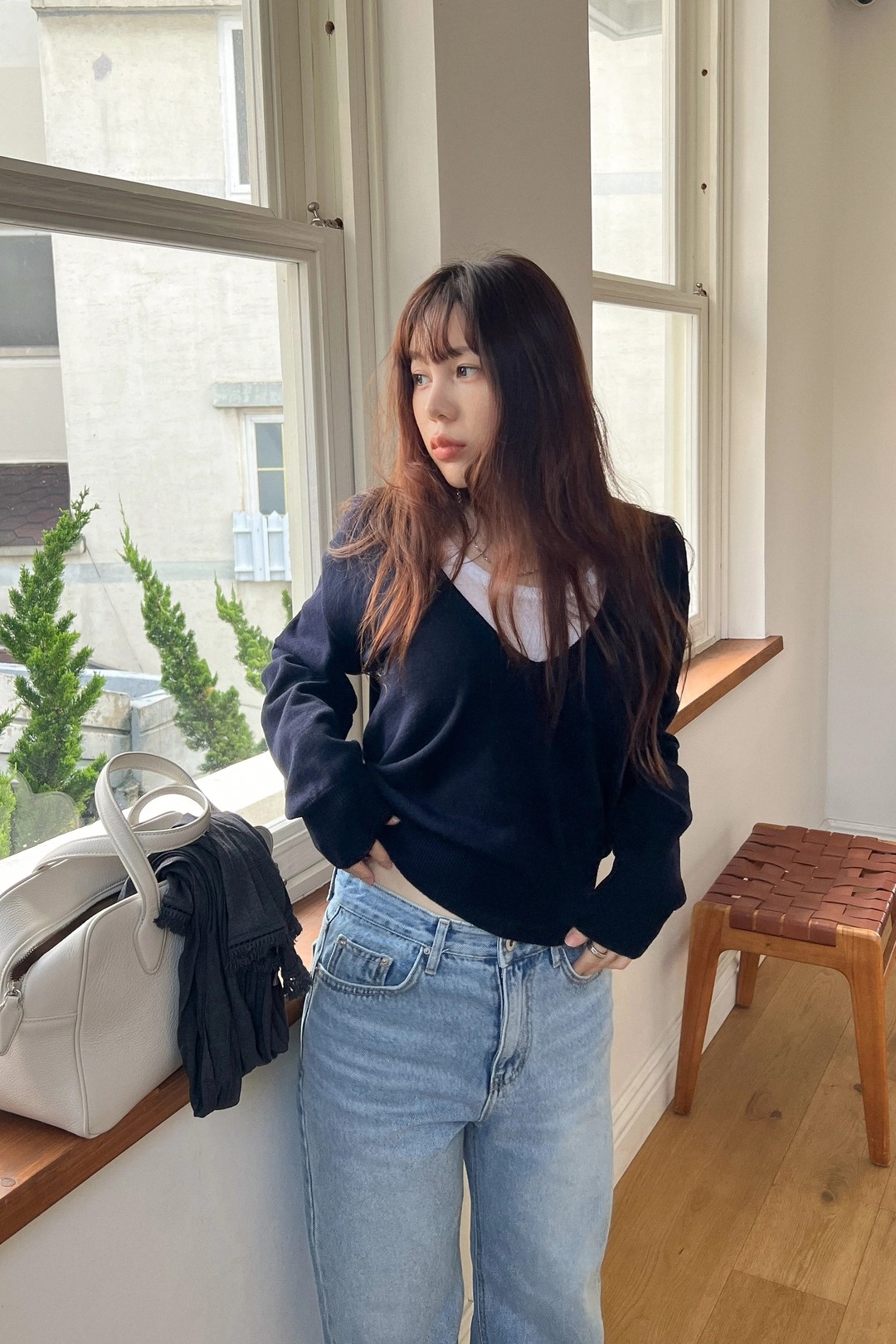 리브어리 Loen V Knit (navy) 상품 이미지 1