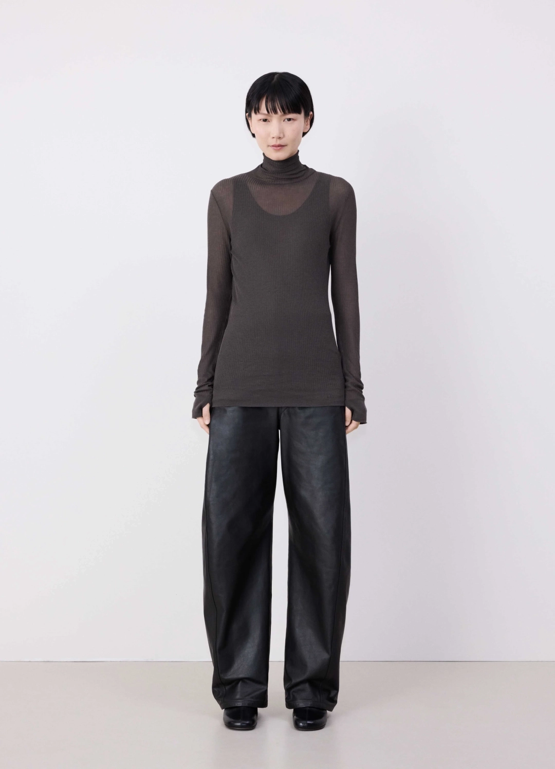 르메르 SEAMLESS HIGH NECK TOP 상품 이미지 2