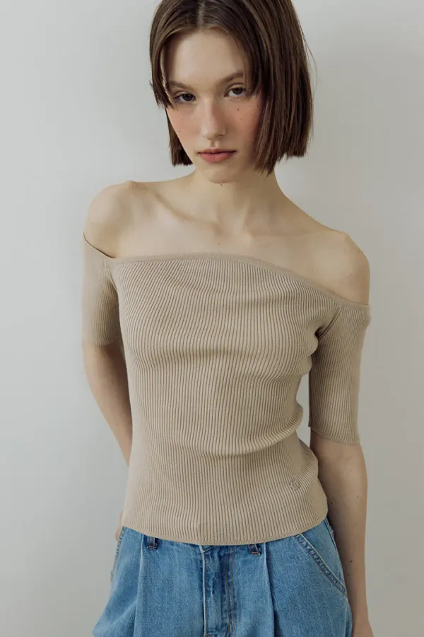 Upper Lips Knit (beige)