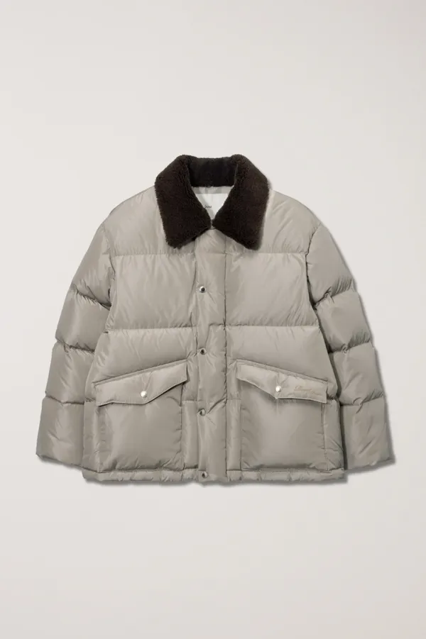 UNISEX COLLARED GOOSE DOWN JACKET BEIGE