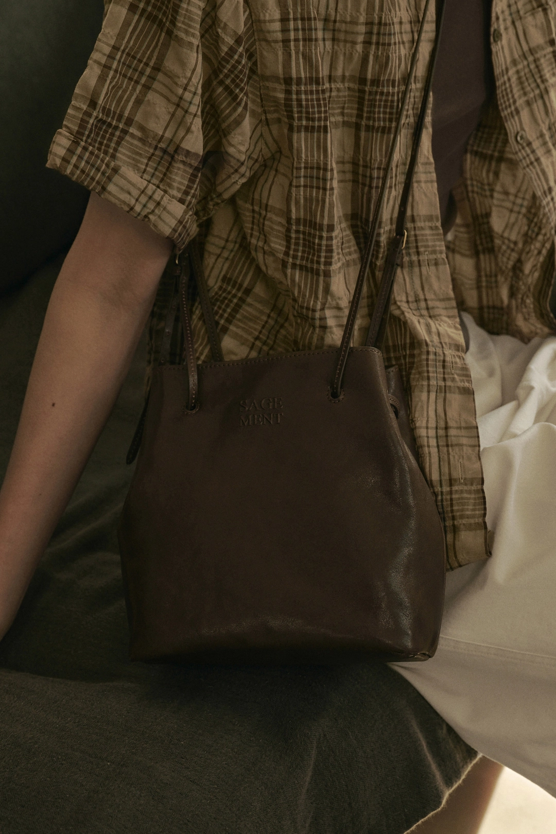 세이지먼트 MYLO LEATHER DRAWSTRING BAG_BROWN 상품 이미지 2