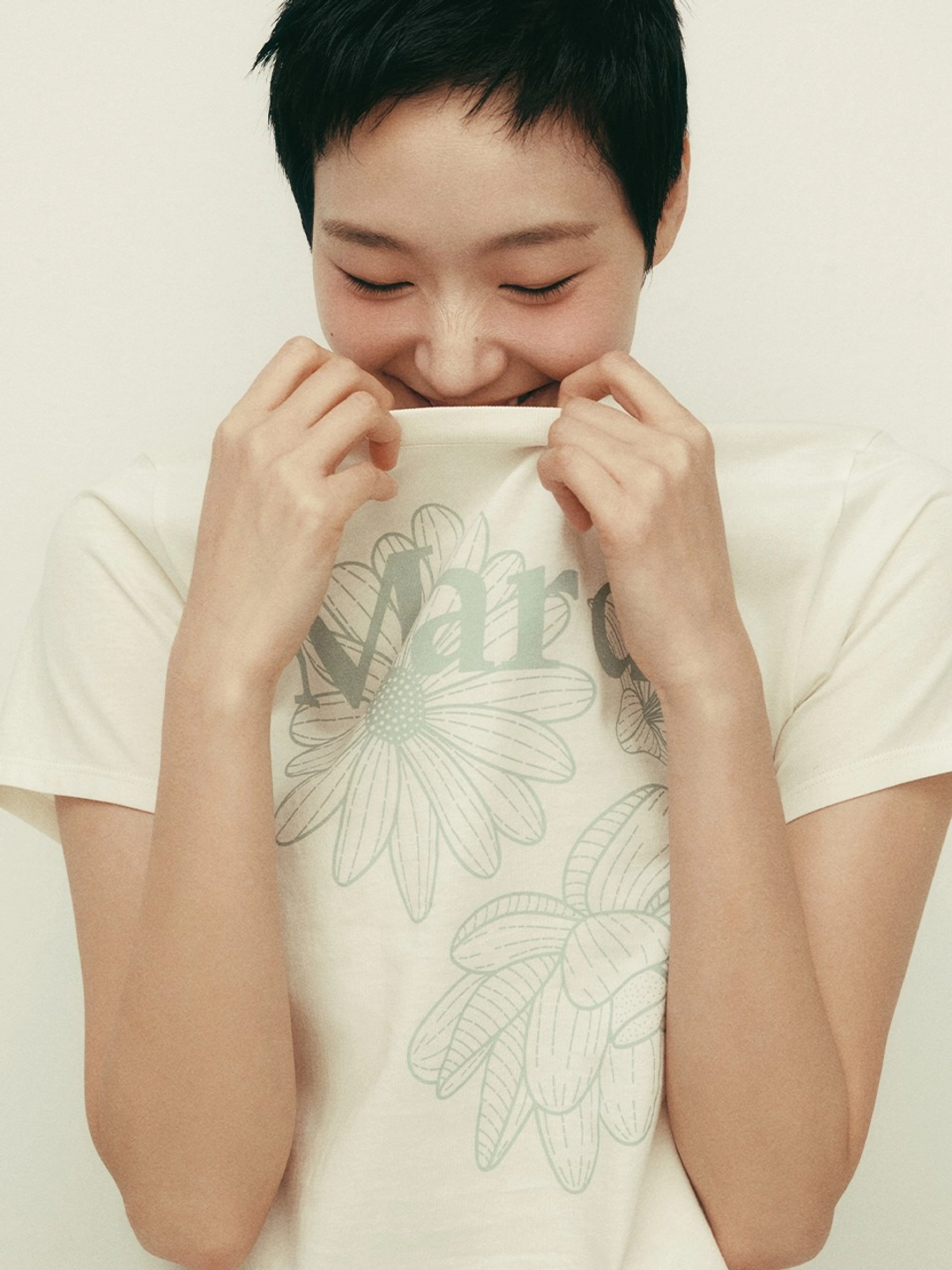 마르디 메크르디 SLIM TSHIRT TRIPLE FLOWER_CREAM MOSSGREEN 상품 이미지 2