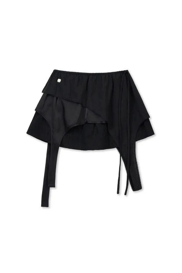MULTI PANEL LAYERED SKIRT IN BLACK