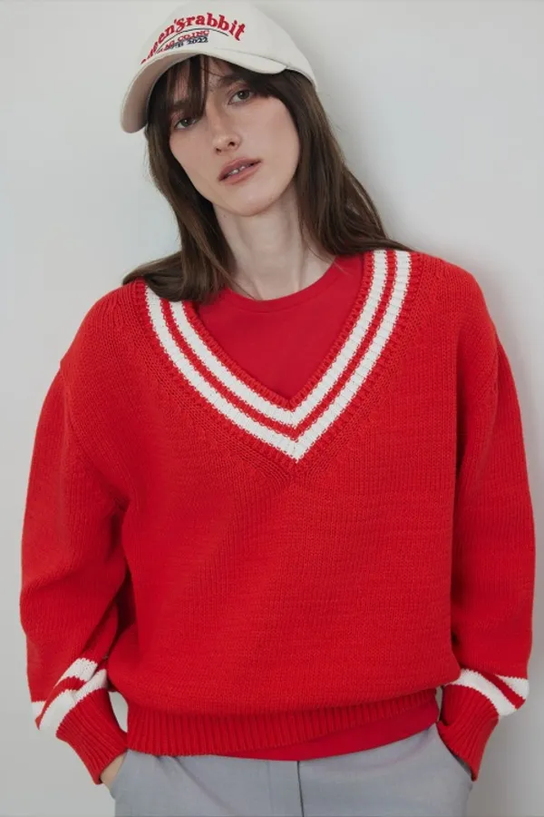 Two Line Accentuated Loose Fit V-neck Cotton Knit