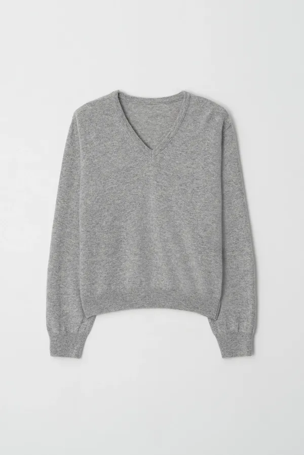 renee v-neck knit - grey