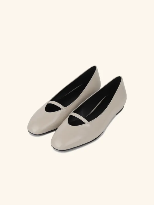 [바로배송] SILHOUETTE flat (round toe) / 크림베이지