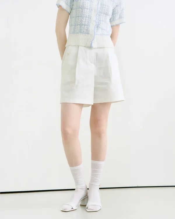 Pocket button point half pants - ivory