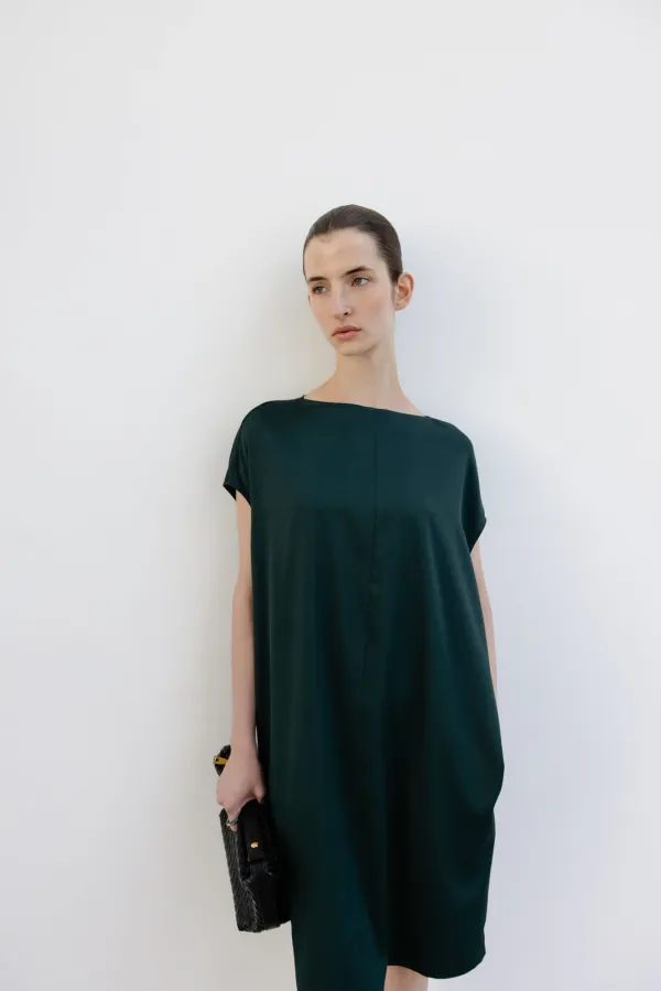 Fluid cocoon dress_green