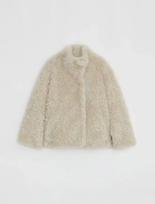 FLUFFY FUR COAT [BEIGE]