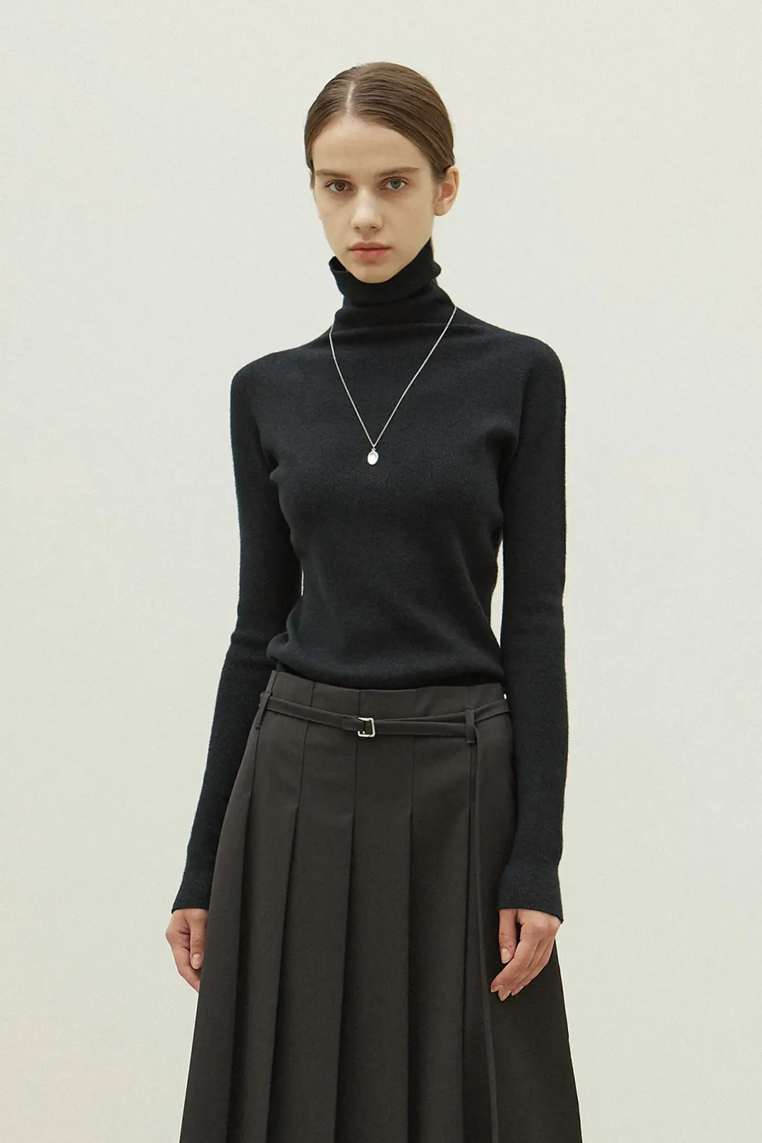 오브오브 Essential turtleneck wool knit top_black 상품 이미지 1