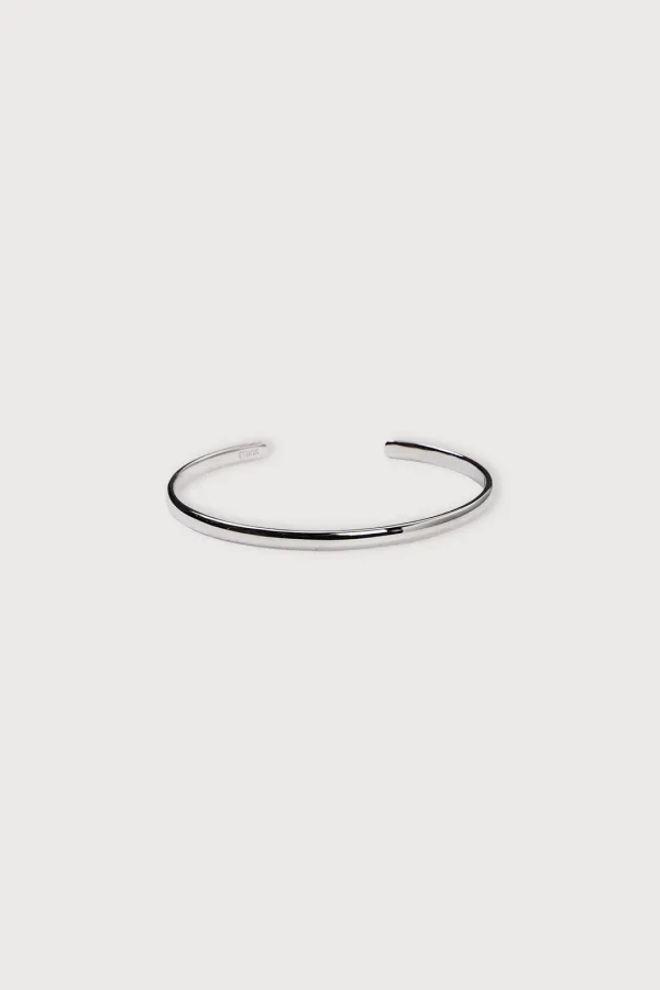 SIMPLE BANGLE