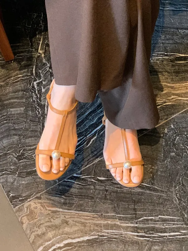 진주 스트랩 샌들