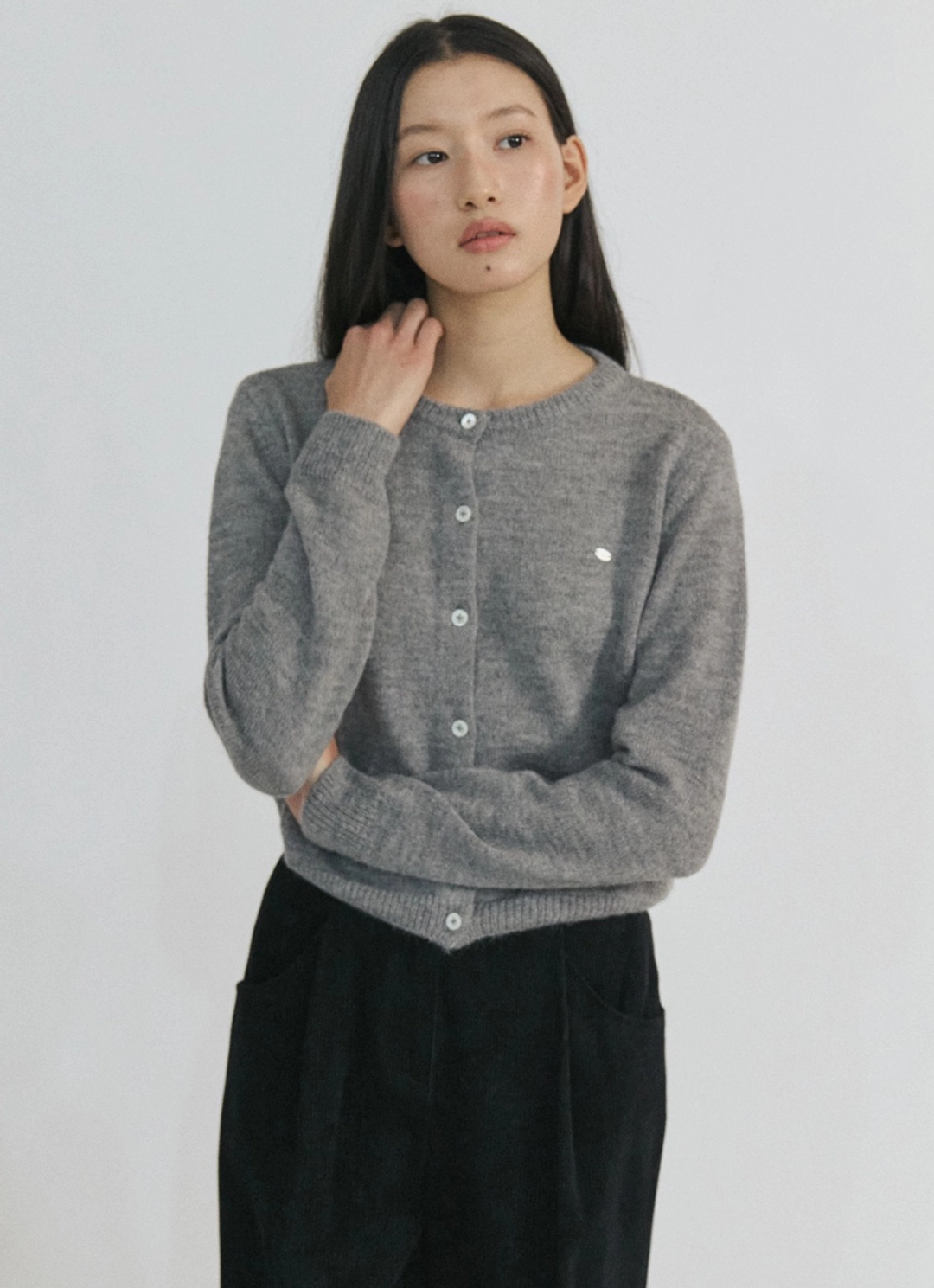 스텝어라운드 Kid Mohair Round Crop Cardigan_GREY 상품 이미지 2