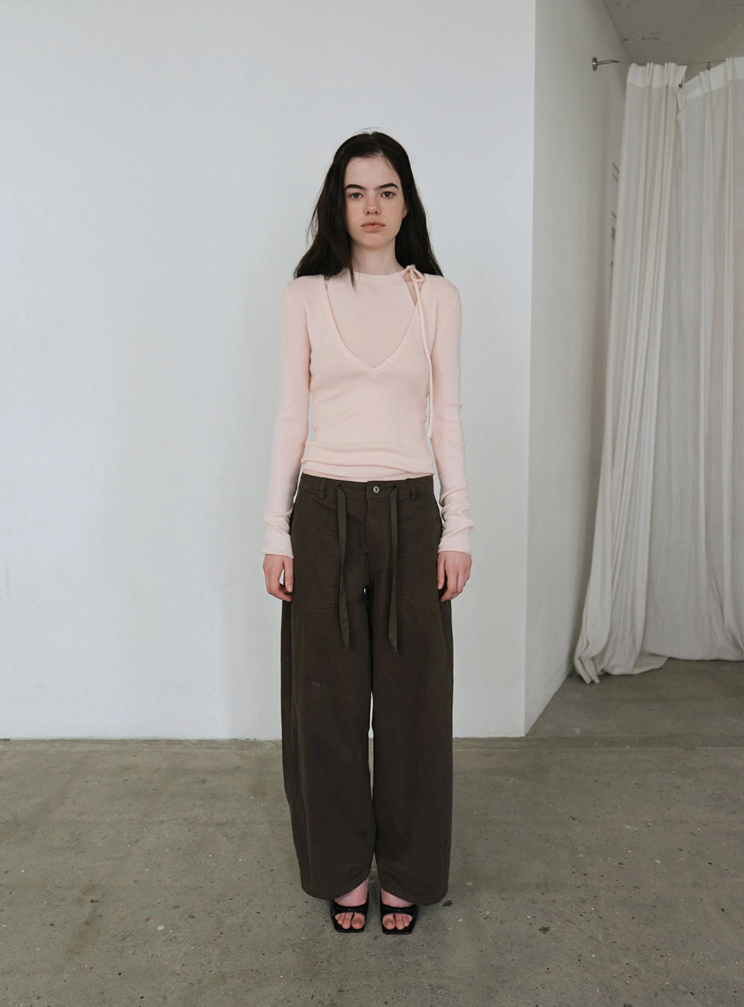 릴리코츠 [3rd] Deep Halter Knit Set - Lillycotts 상품 이미지 1